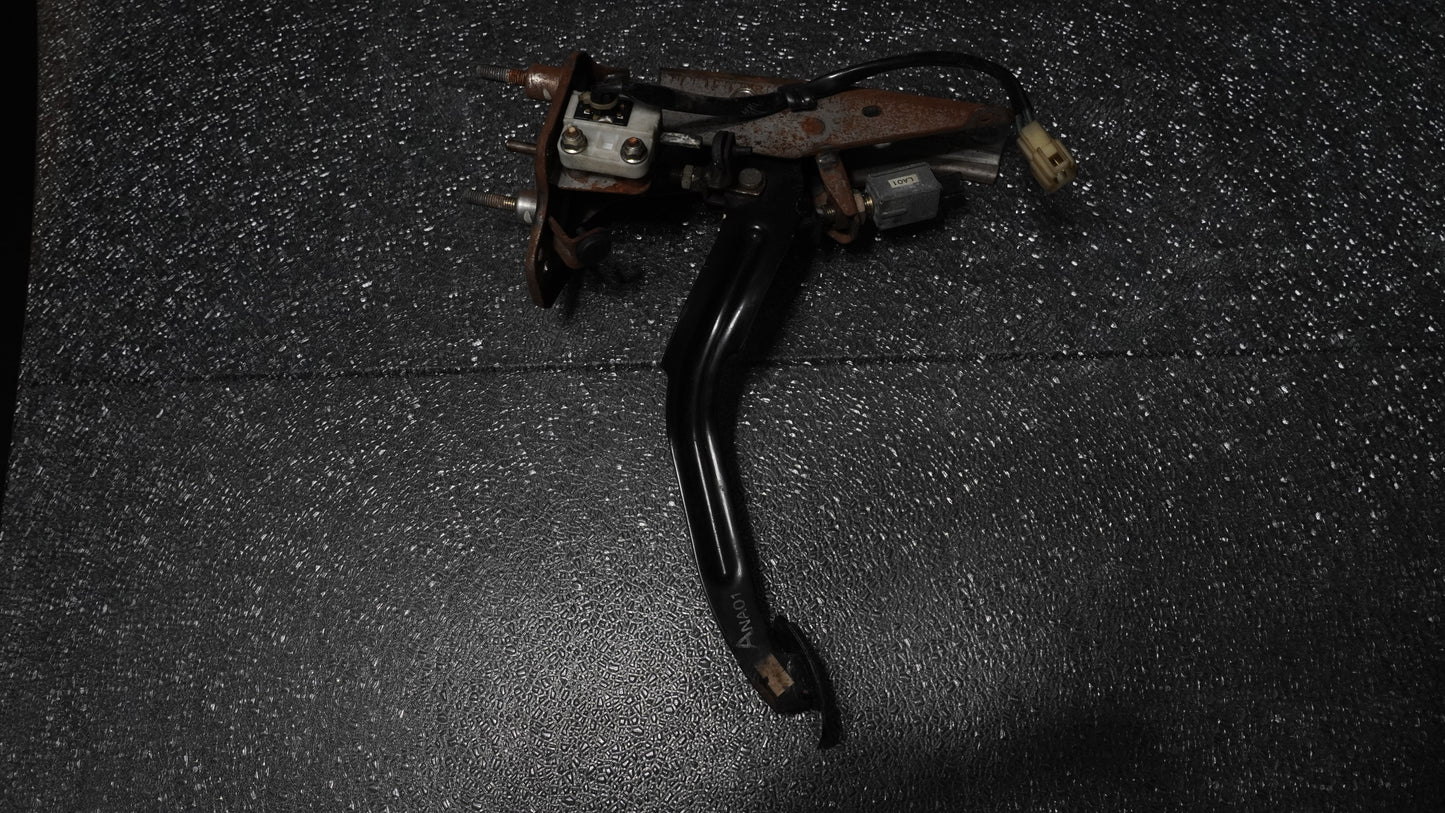 Used OEM Clutch Pedal Assembly for NA/NB Mazda Miata